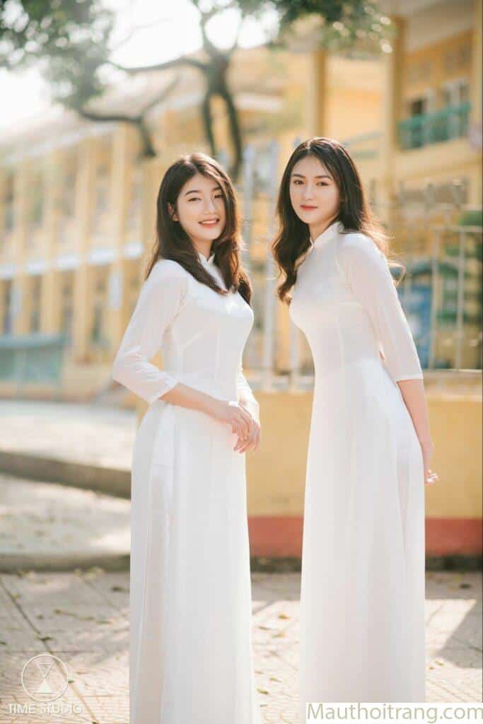 Áo dài học sinh đính cúc cổ ngọc trai